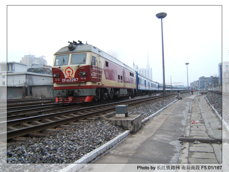 DF4D 3287.jpg